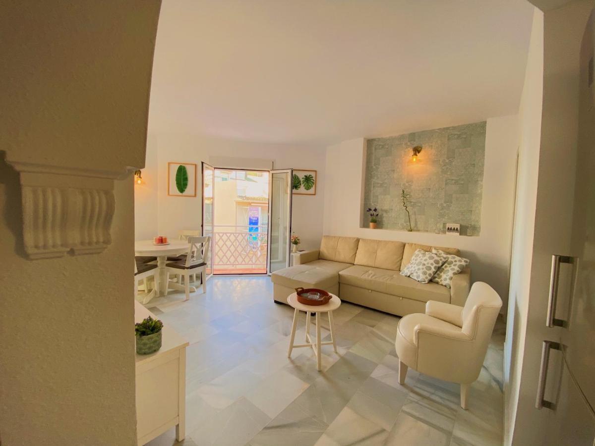 Alojamiento En La Carihuela-Costa Del Sol Τορρεμολίνος Εξωτερικό φωτογραφία
